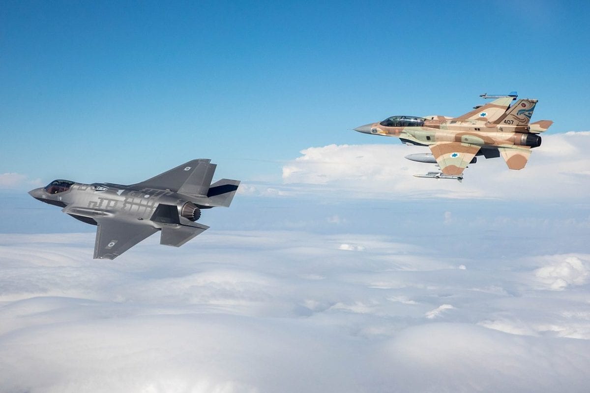 1280px-IAF-F-35I-and-F-16I-nf-e1563016591174.jpg