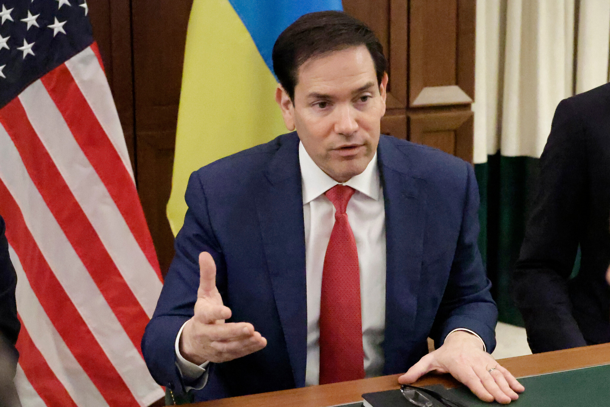 Secretary of State Marco Rubio speaks during a meeting with Ukrainian officials Sunday, Nov. 30, 2025, in Hallandale Beach, Fla. (AP Photo/Terry Renna)