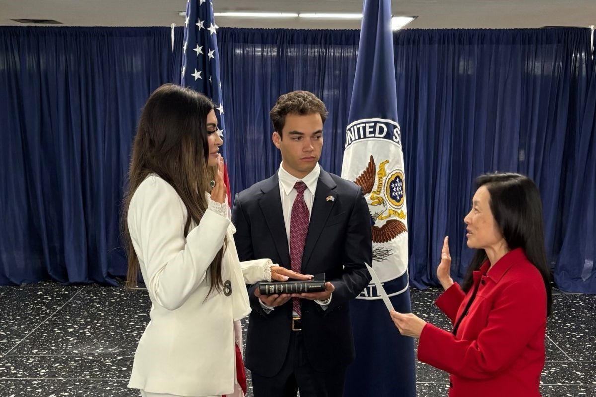 Kimberly-Guilfoyle-US-Ambassador-sworn-in-ceremony.jpg