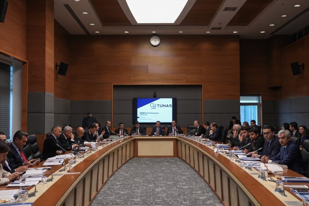 Tunas_parlimant_briefing-1024x683.jpg