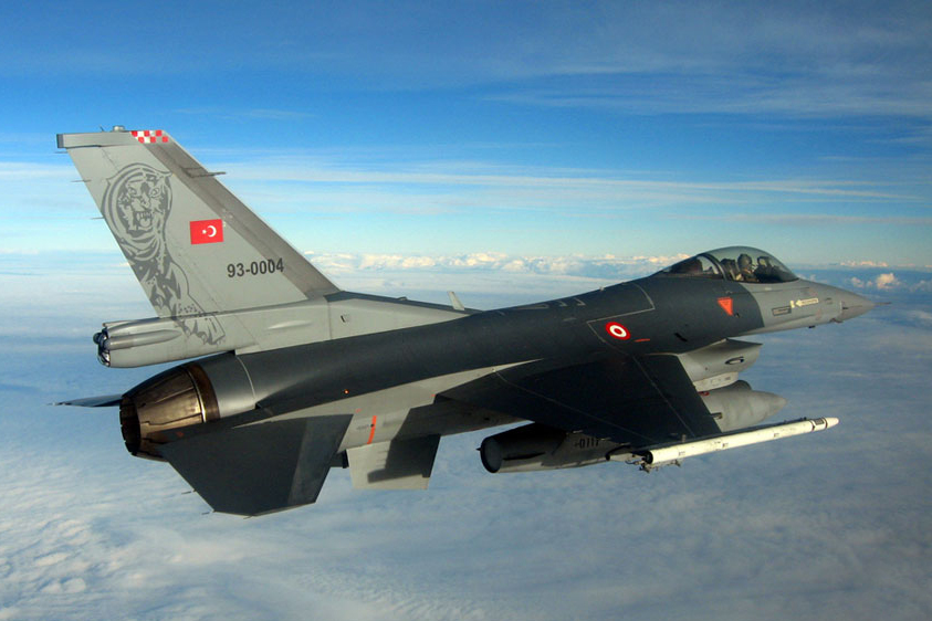turkeyF16clouds.jpg