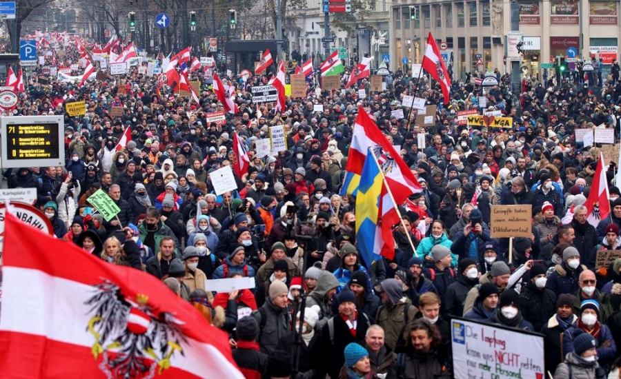 Αυστρία: Εν μέσω πόλωσης τερματίστηκε το καθολικό lockdown, νέα ακραία μέτρα για ανεμβολίαστους – Έντονη κοινωνική αντίδραση